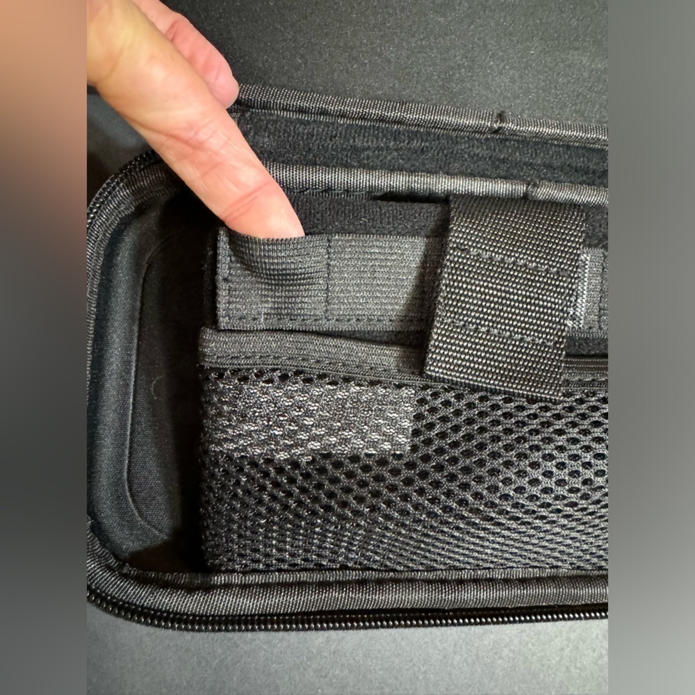 Nintendo Switch Carrying Case Black & Grey w/ Mesh Pocket and internal strap GUC - Picture 5 of 16